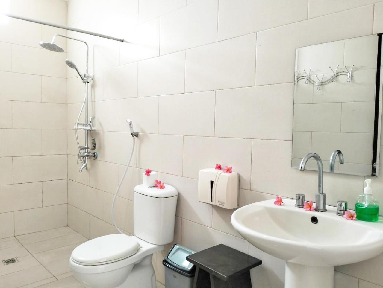 Sea Star Bali Hotel Uluwatu Стая снимка